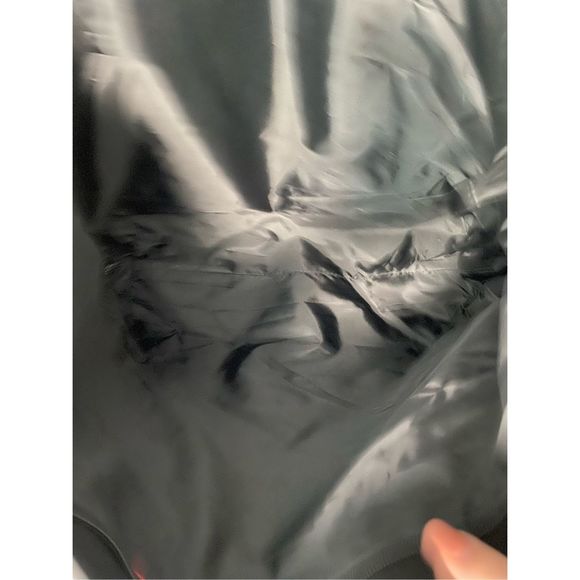 NWT 2pc VS Sequin Tote - Picture 9 of 13